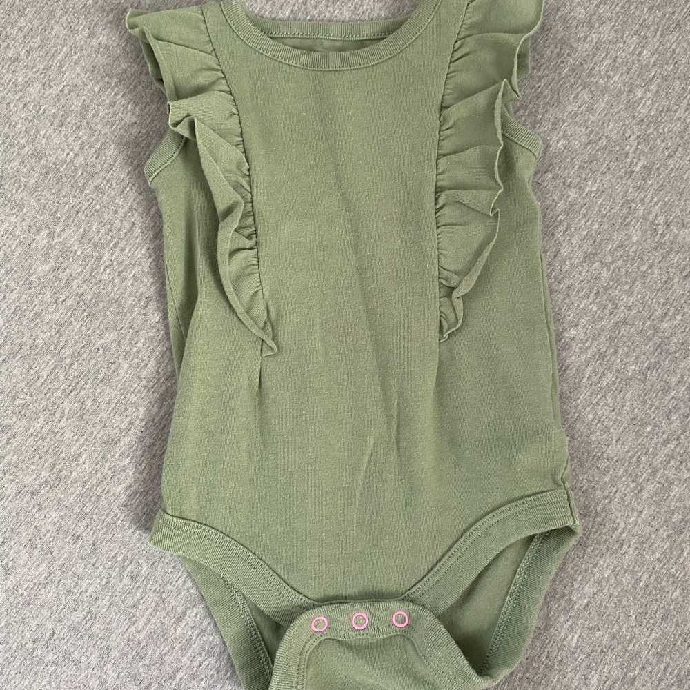 Cat & Jack Girl’s Onesie - 0-3 mo